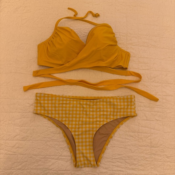 Yellow Bikini Set - Picture 1 of 7